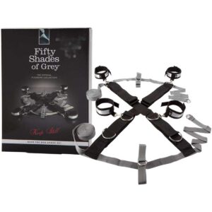 Set Fifty Shades Of Grey Over The Bed Cross Set