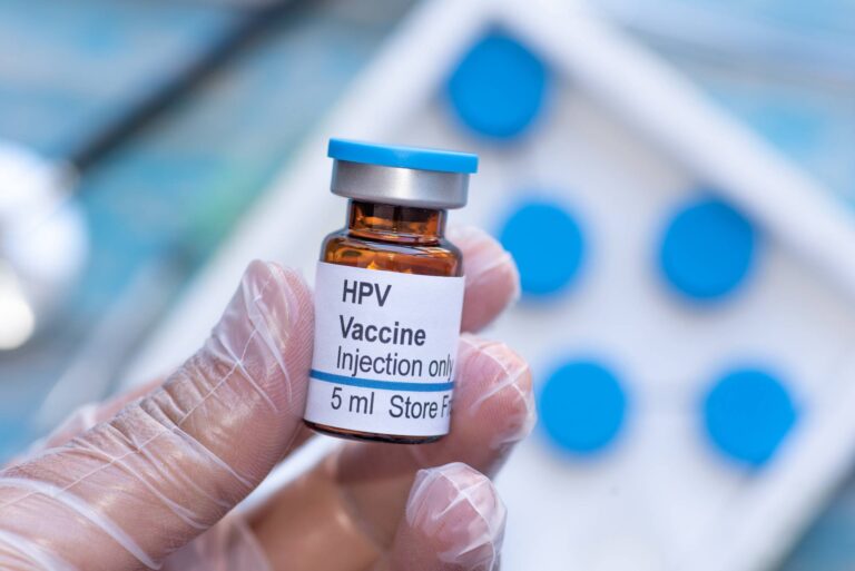 HPV și viața intimă: Ce trebuie să știi dacă ai primit acest diagnostic